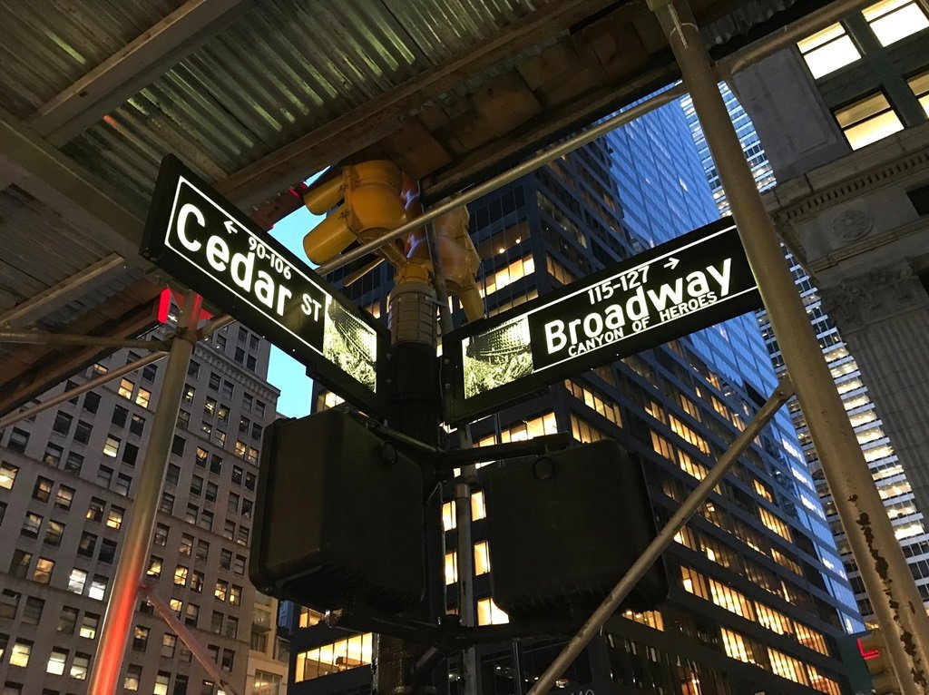 Food-tasting-in-NYC